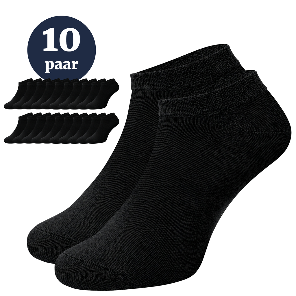 Tien paar zwarte sneakersokken van Jacob en Roy's, halfhoog model